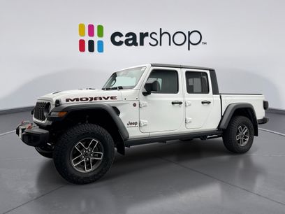 Used 2025 Jeep Gladiator Mojave w/ Convenience Group