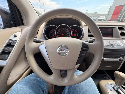 Used 2010 Nissan Murano S AWD/4WD image 17