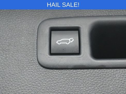 Used 2023 Toyota Highlander XSE image 33