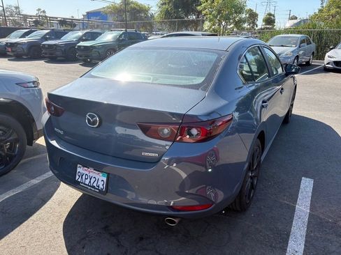 Used 2023 MAZDA MAZDA3 s FWD image 7