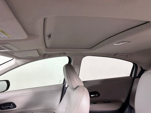 Used 2022 Honda HR-V EX-L image 13