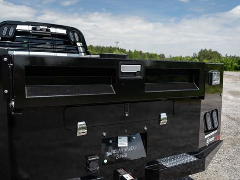 New 2026 RAM 4500 4x4 Crew Cab DRW w/ Laramie Trim Package image 21