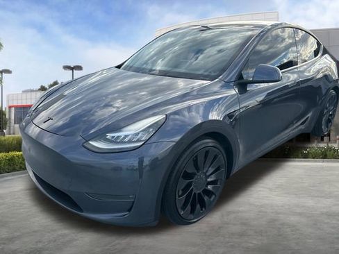 Used 2020 Tesla Model Y Performance image 2