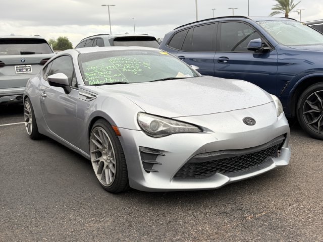 Used 2017 Toyota 86 RWD image 3