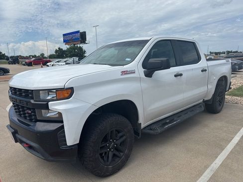 Used 2020 Chevrolet Silverado 1500 Custom Trail Boss w/ Custom Convenience Package AWD/4WD image 5