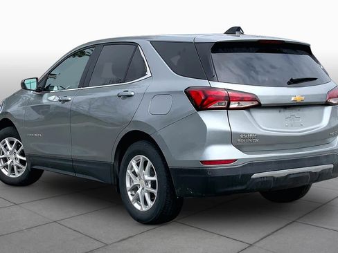 Used 2023 Chevrolet Equinox LT AWD/4WD image 12