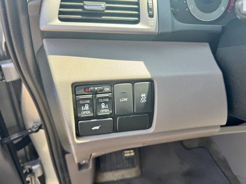 Used 2014 Honda Odyssey EX-L image 29