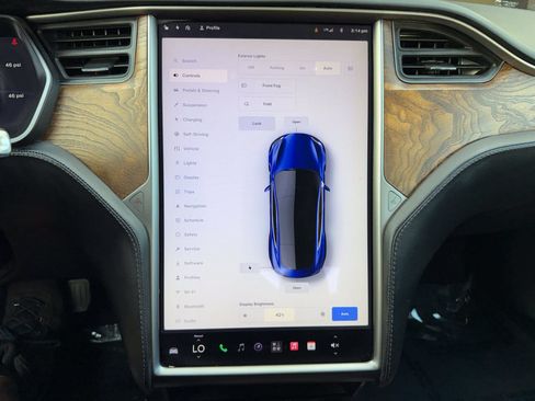 Used 2019 Tesla Model S Long Range AWD/4WD image 6