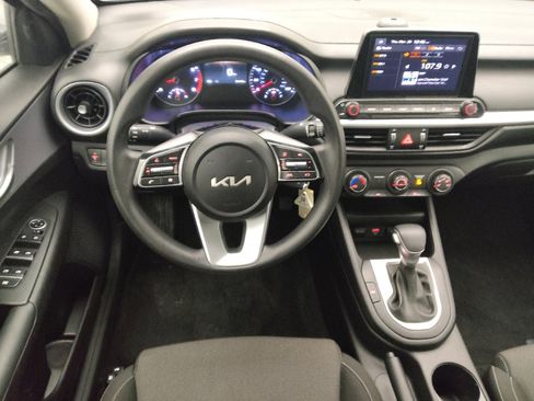 Used 2024 Kia Forte LXS image 22