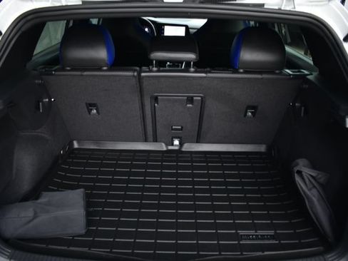 Used 2024 Volkswagen Golf R AWD/4WD image 22