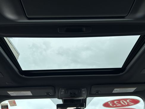 Certified 2023 Toyota Sienna Platinum AWD/4WD image 21