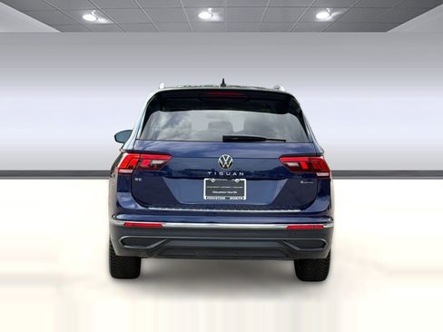 Used 2022 Volkswagen Tiguan SE AWD/4WD image 10