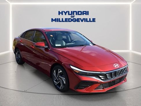 New 2026 Hyundai Elantra Limited FWD image 6