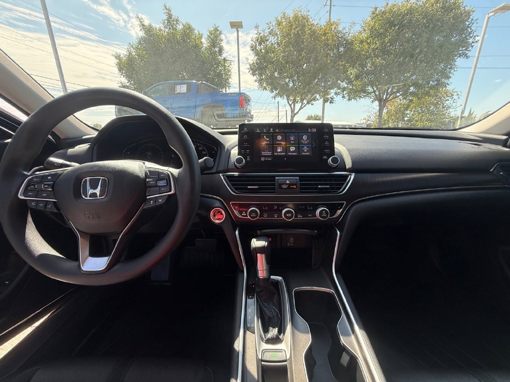 Used 2018 Honda Accord EX image 15