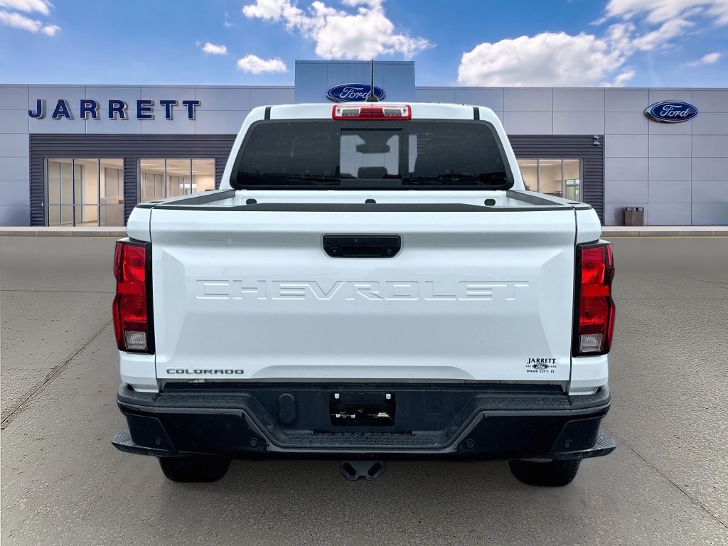 Used 2024 Chevrolet Colorado W/T w/ Technology Package RWD image 6