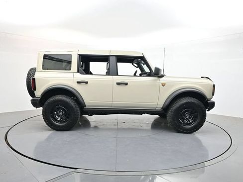 New 2026 Ford Bronco Badlands AWD/4WD image 8