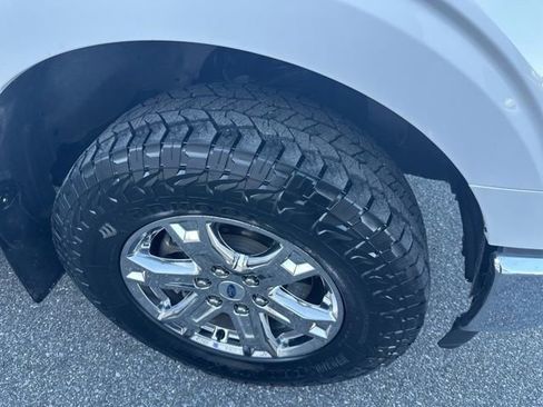 Used 2022 Ford F150 Lariat image 30