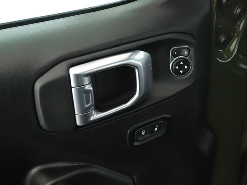 Used 2022 Jeep Wrangler Unlimited Sport image 6