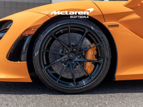 New 2026 McLaren 750S image 27