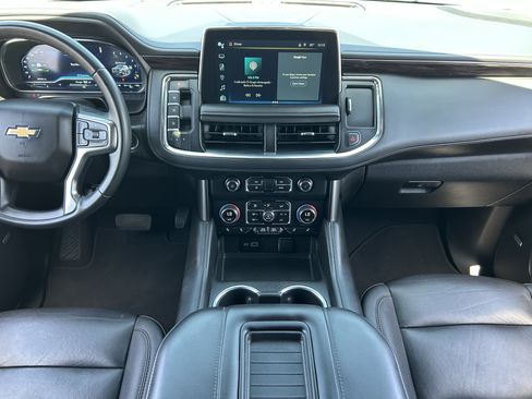 Used 2024 Chevrolet Tahoe LT AWD/4WD image 16