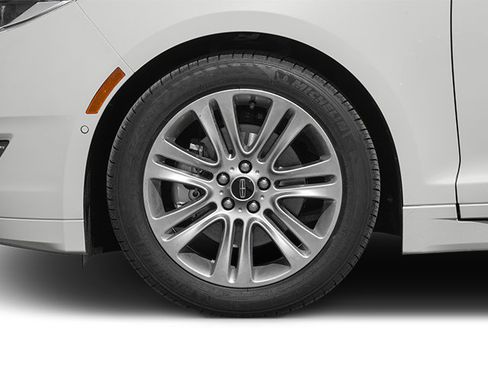 Used 2014 Lincoln MKZ w/ Equipment Group 101A Select FWD image 11