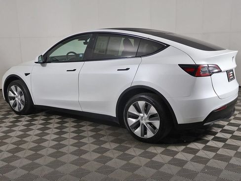 Used 2023 Tesla Model Y Long Range AWD/4WD image 14