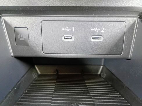 New 2026 Nissan Kicks SR w/ Cold Weather Package image 15