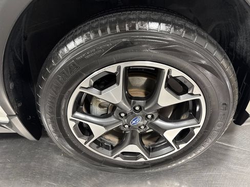 Used 2019 Subaru Crosstrek 2.0i Premium w/ Eyesight System AWD/4WD image 17