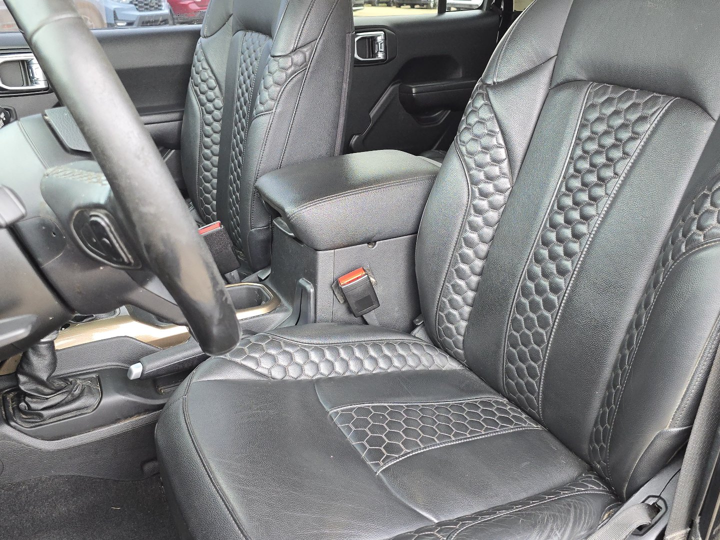 Used 2021 Jeep Gladiator Sport AWD/4WD image 30