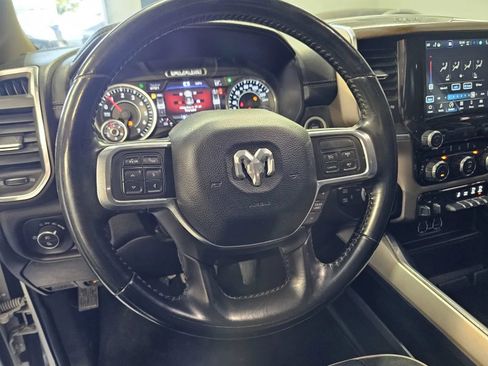 Used 2022 RAM 2500 Laramie AWD/4WD image 16