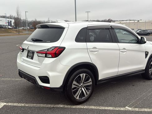 Used 2020 Mitsubishi Outlander Sport ES image 6