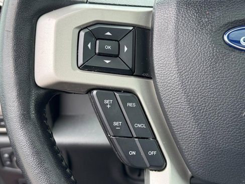 Used 2018 Ford F150 Lariat image 17