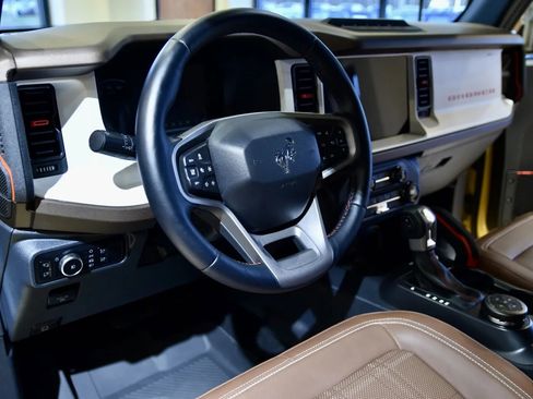 Used 2024 Ford Bronco Heritage Edition image 13