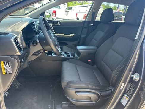 Used 2017 Kia Sportage LX AWD/4WD image 15