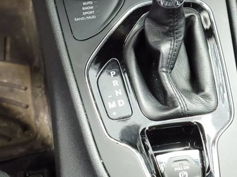 Certified 2020 Jeep Cherokee Limited AWD/4WD image 20