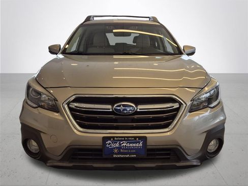 Used 2019 Subaru Outback 2.5i Premium AWD/4WD image 3