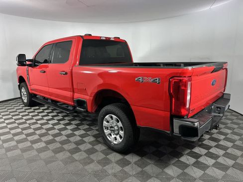 Used 2024 Ford F250 XLT AWD/4WD image 13