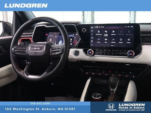 Used 2024 GMC Canyon AT4X image 4