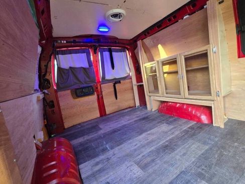 Used 2000 Chevrolet Express 3500 G3500 3dr Cargo Van w/ Convenience Pkg image 19