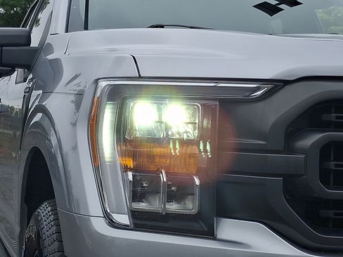 Used 2021 Ford F150 XLT w/ Equipment Group 302A High AWD/4WD image 9