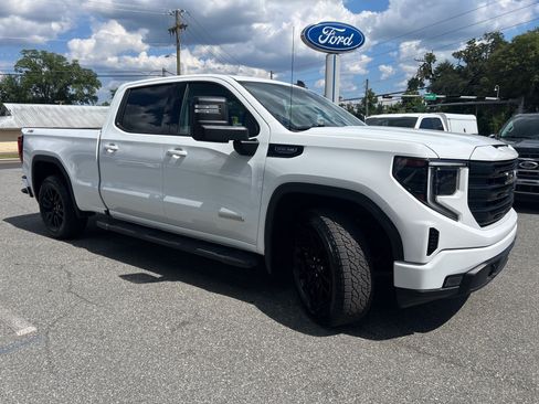 Used 2024 GMC Sierra 1500 Elevation w/ X31 Off-Road Package AWD/4WD image 1