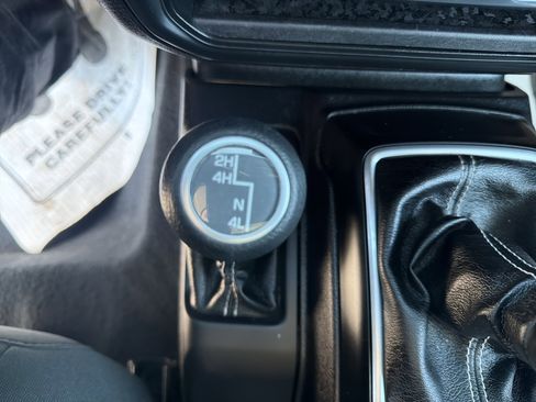 Used 2018 Jeep Wrangler Unlimited Sahara image 27