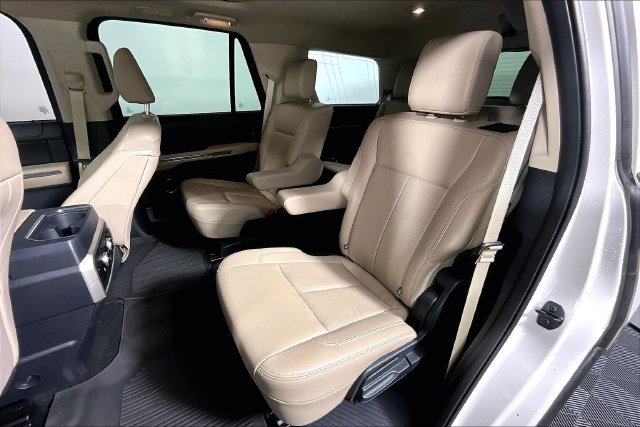 Used 2023 Ford Expedition XLT RWD image 27
