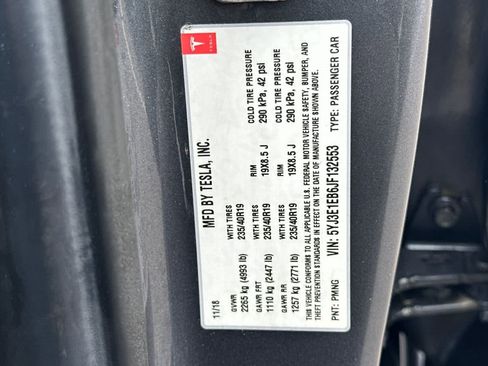 Used 2018 Tesla Model 3 Long Range image 28