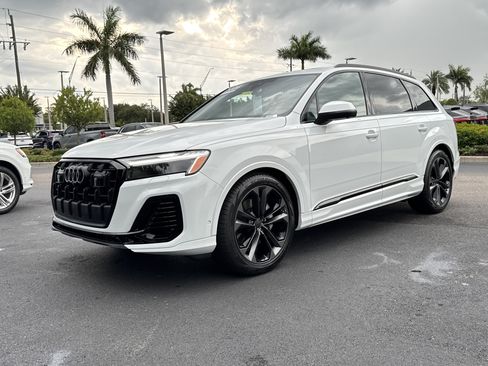 Used 2026 Audi Q7 3.0T Premium Plus w/ Premium Plus Package AWD/4WD image 8