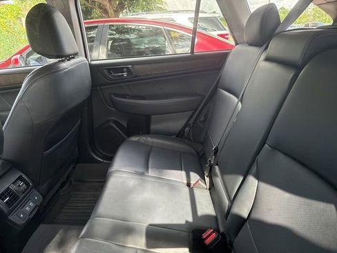 Used 2019 Subaru Outback 2.5i Limited w/ Popular Package #2 AWD/4WD image 14