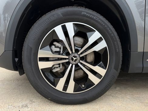 Certified 2025 Mercedes-Benz GLA 250 image 21