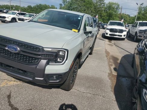 Used 2024 Ford Ranger Lariat w/ Trailer Tow Package AWD/4WD image 2
