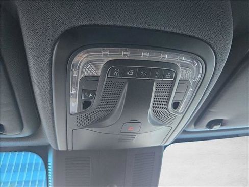 Used 2024 Mercedes-Benz Sprinter 2500 image 19