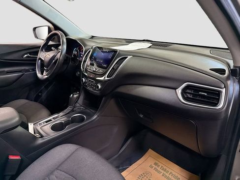 Used 2019 Chevrolet Equinox LT w/ Sun & Navigation Package image 30